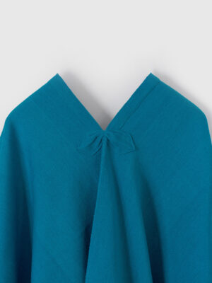 PONCHO AMPARO AZUL PETROLEO