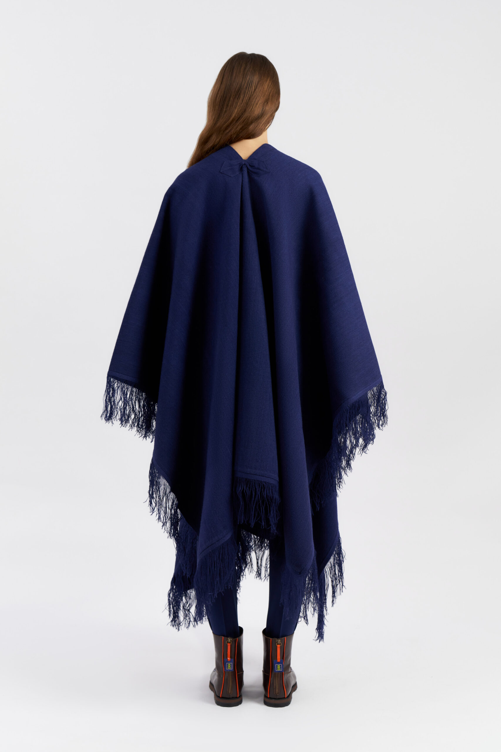 PONCHO AMPARO AZUL MARINO - Imagen 8