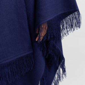 PONCHO AMPARO AZUL MARINO