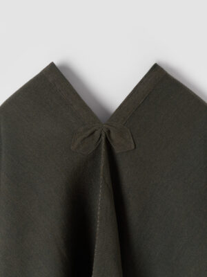 PONCHO AMPARO VERDE OLIVA