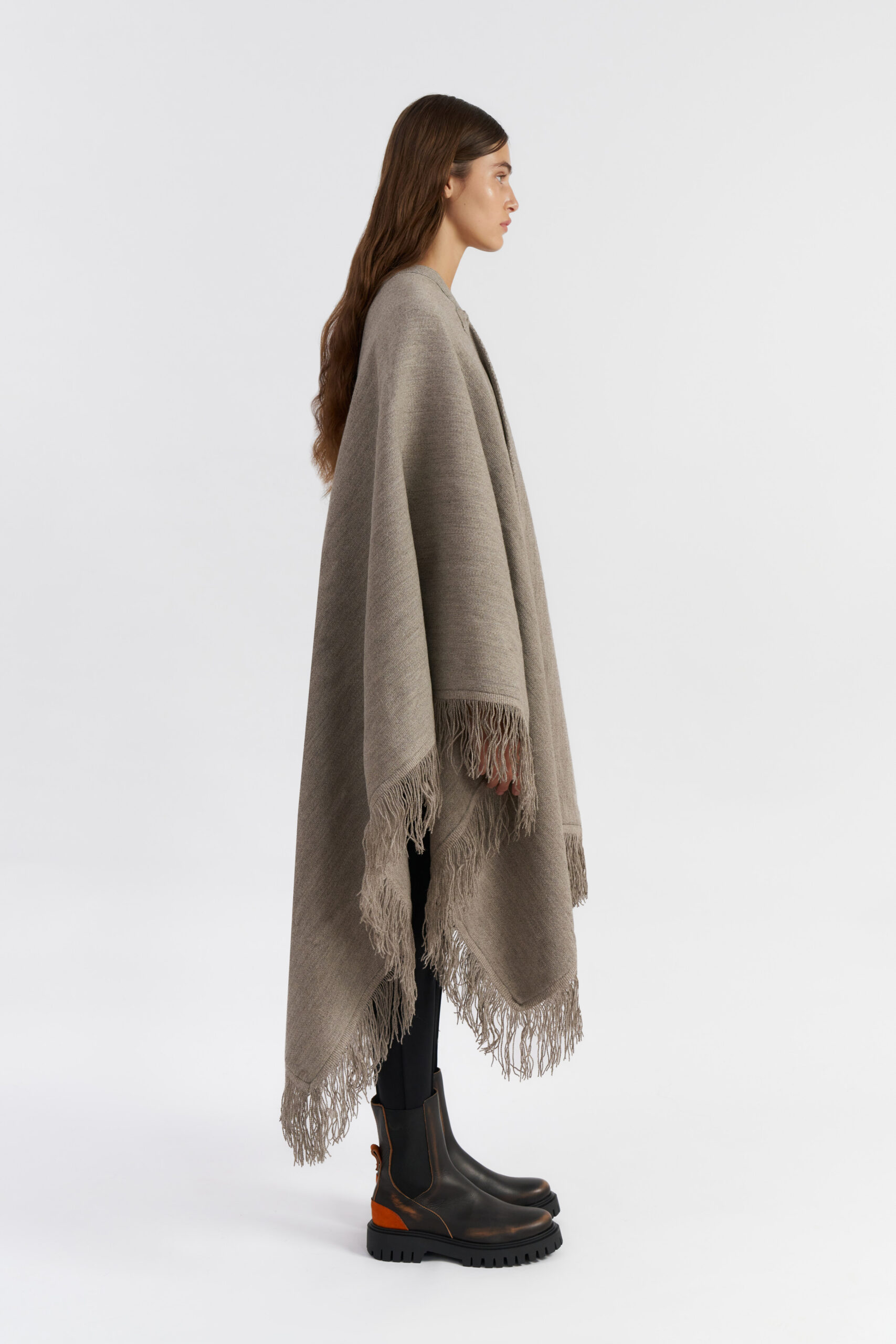 PONCHO AMPARO TOSTADO - Imagen 10