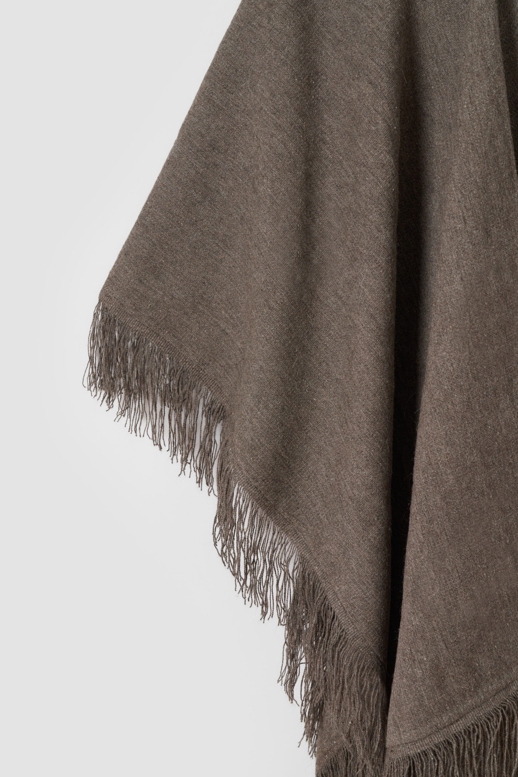 PONCHO AMPARO TAUPE - Imagen 10