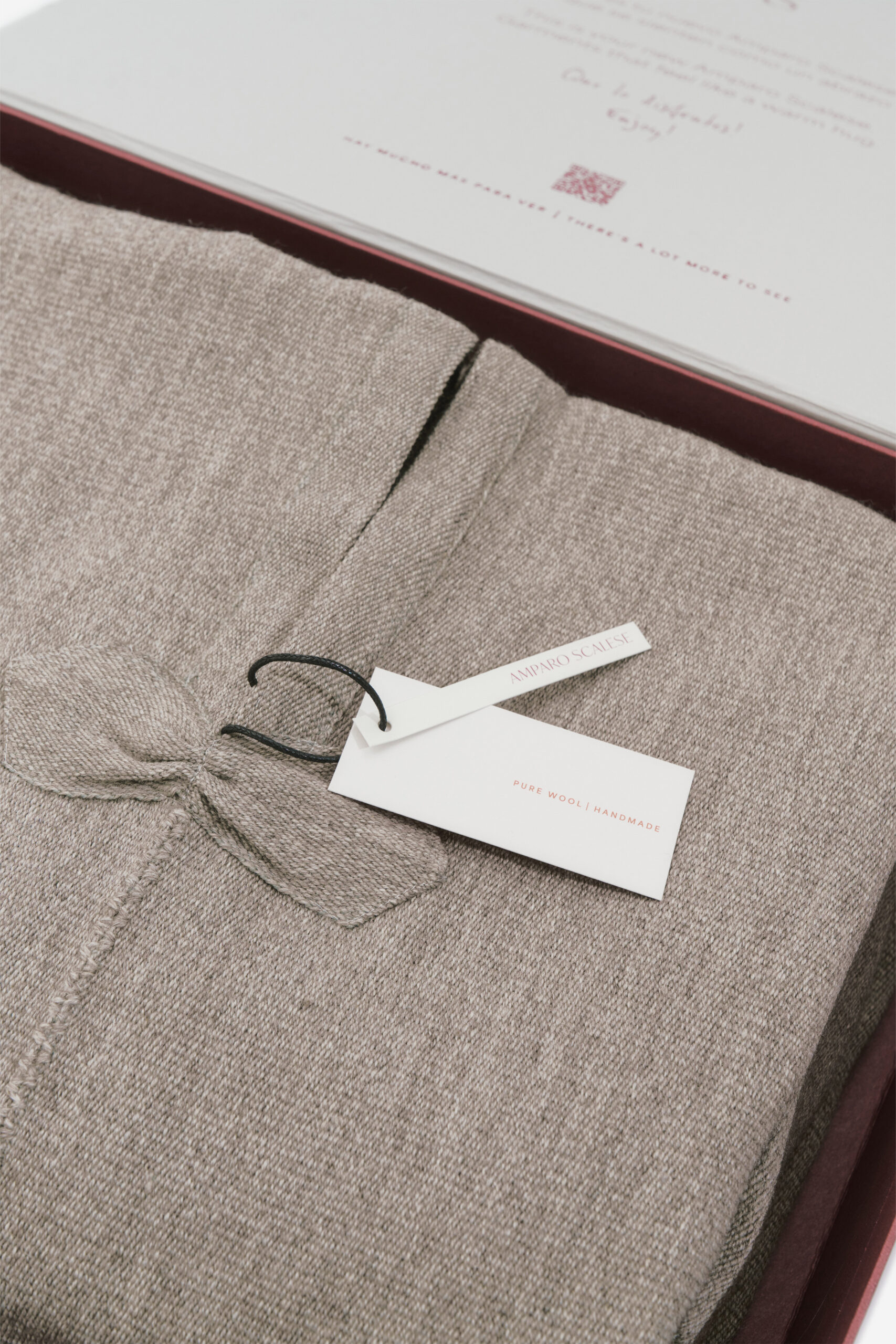 PONCHO AMPARO BURDEOS - Imagen 15